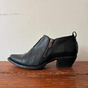 Frye Sacha Moto Shortie Ankle Boots Black Leather / Women's 7.5 B Double Zip